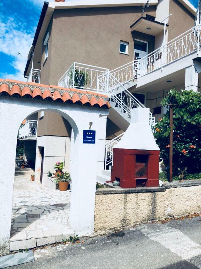 Apartamento Bruno'S House Pula Exterior foto